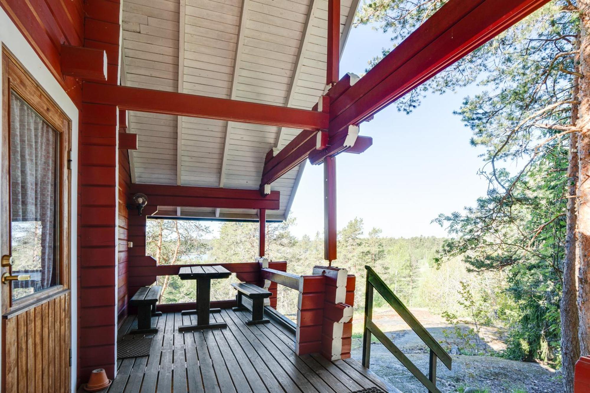 Lomahyppaeys Villa Naantali Bagian luar foto
