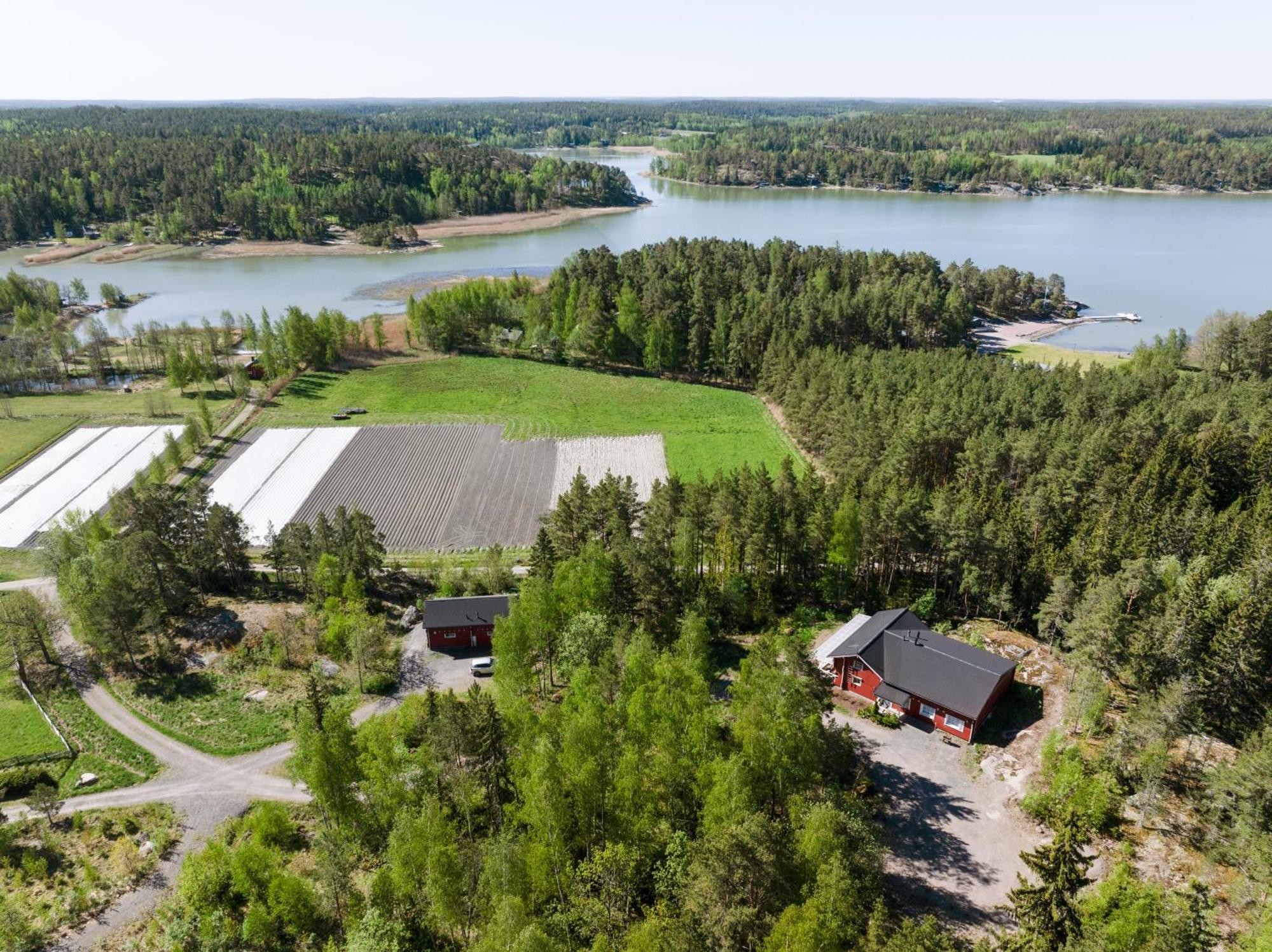 Lomahyppaeys Villa Naantali Bagian luar foto