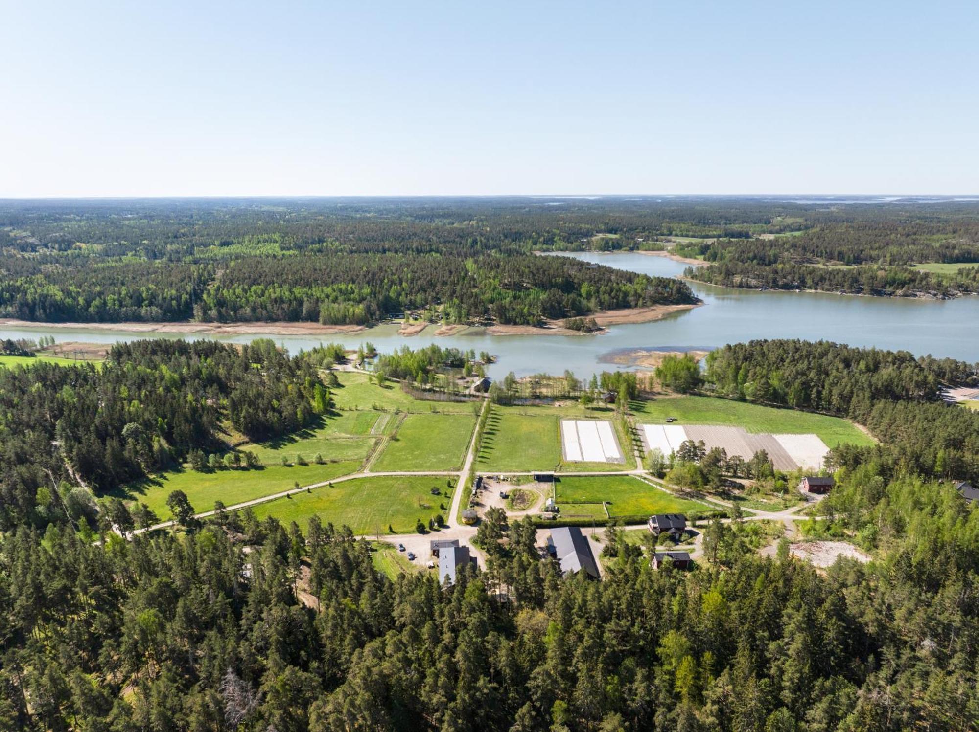 Lomahyppaeys Villa Naantali Bagian luar foto